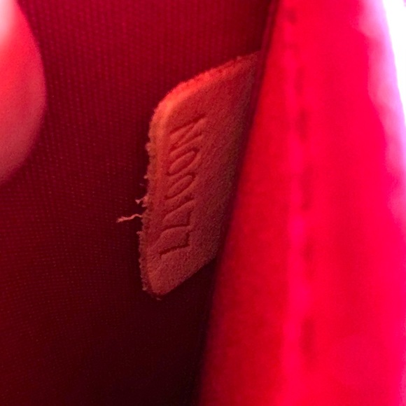 Authentic Louis Vuitton Monogram Vernis Alma Satchel - Picture 6 of 16